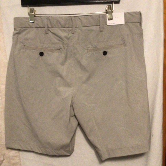 O is daily wear casual 360Tex Shorts SZ 34 New - Picture 3 of 6